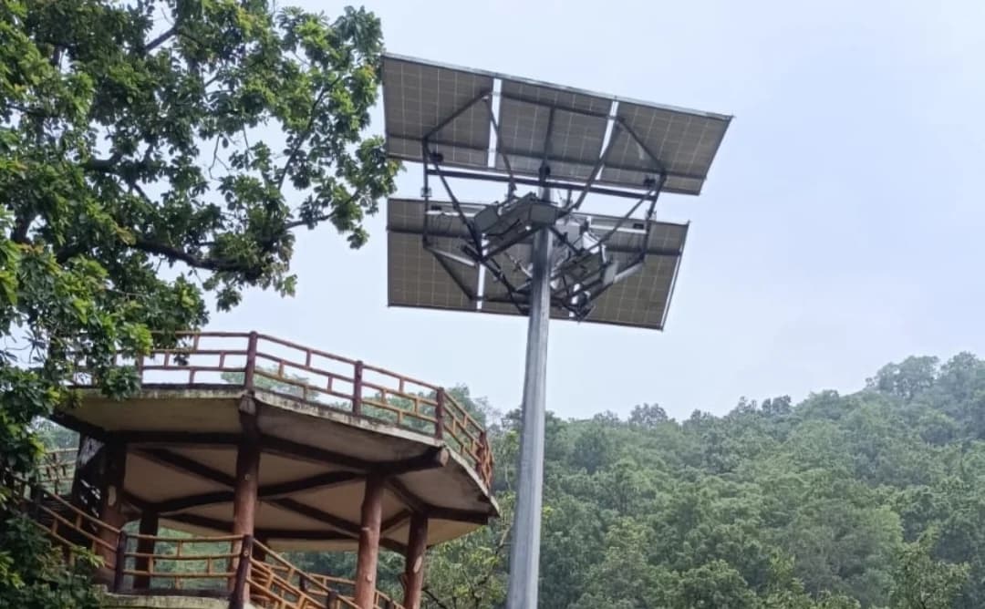 रमदहा वॉटर फॉल में विकास की नई रोशनी, सोलर हाईमास्ट से बढ़ीं पर्यटन सुविधाएं
