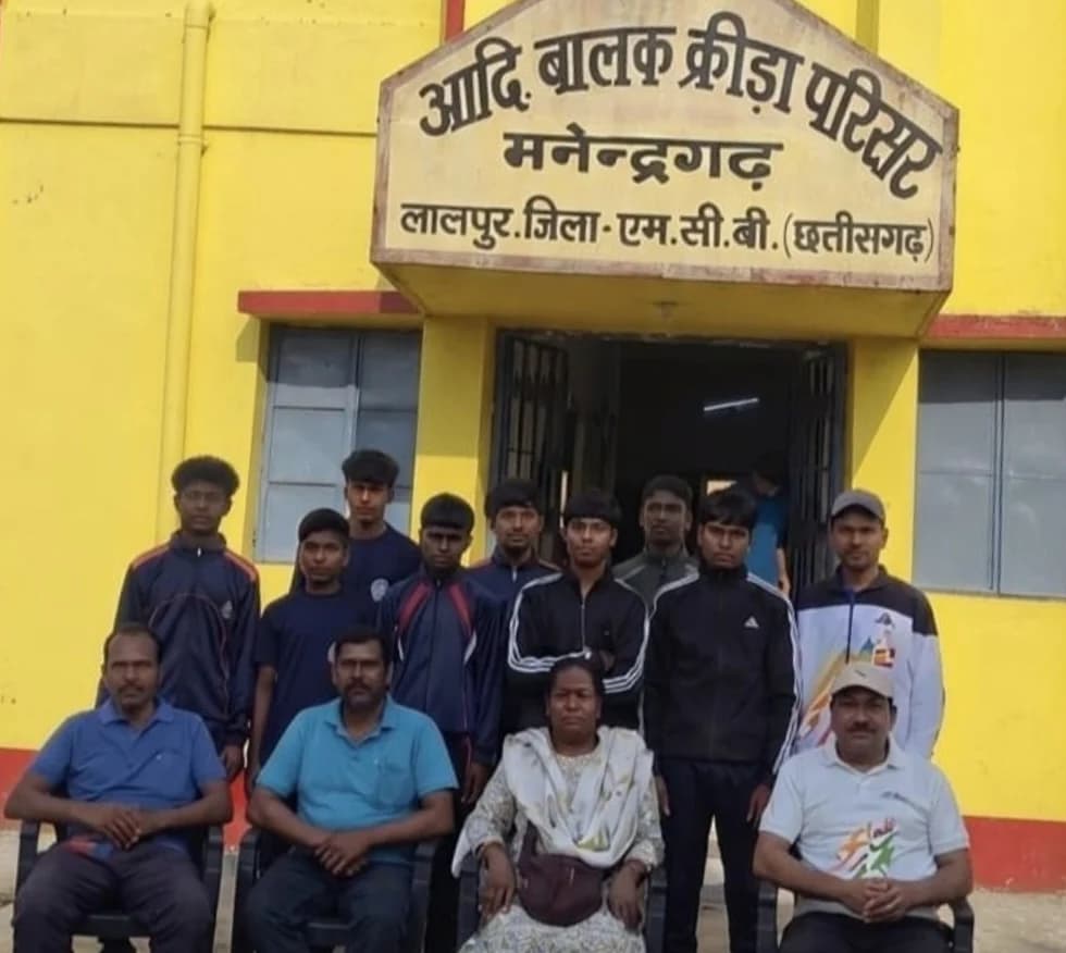 मनेन्द्रगढ़ के 9 खिलाड़ियों ने बढ़ाया जिले का मान, राज्य स्तरीय प्रतियोगिता में दिखाएंगे दमखम
