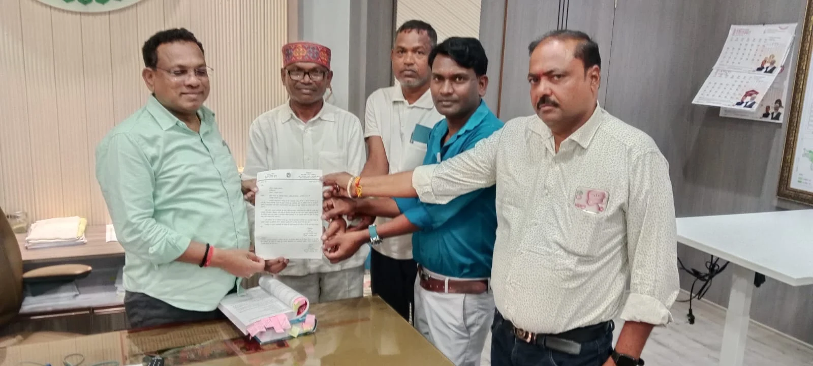 पुराने राजस्व अभिलेख एमसीबी से उपलब्ध कराने की मांग