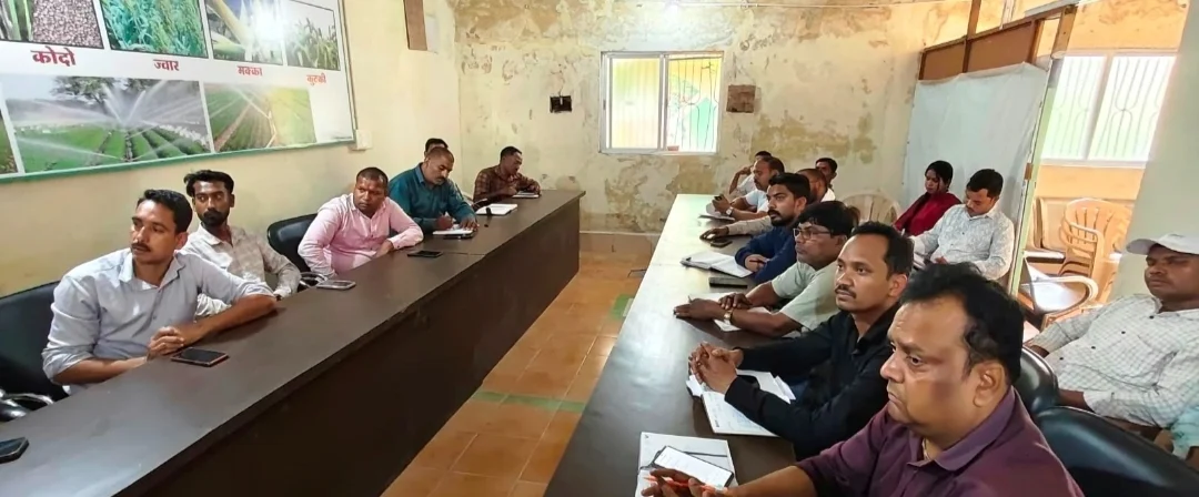 रबी सीजन में खाद वितरण पर डिजिटल पहरा! अब टोकन और QR कोड से मिलेगी खाद, कालाबाजारी करने वाले विक्रेताओं पर होगी सख्त कार्रवाई