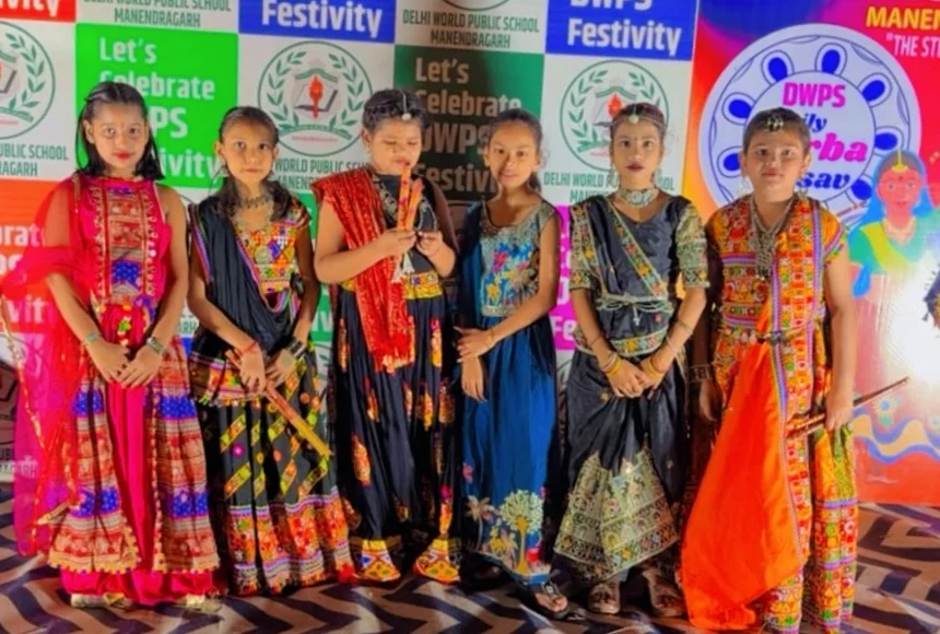DWPS फैमिली गरबा उत्सव में संस्कृति, संस्कार और उल्लास का दिखा संगम, 12 ट्रॉफियों और 20 गोल्ड मेडल से सम्मानित हुए प्रतिभागी (2)