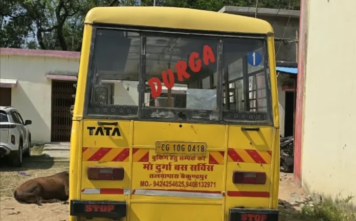 छह मौतों के बाद जागा परिवहन विभाग! मनेंद्रगढ़–केल्हारी मार्ग पर बस हादसे ने खोली सुरक्षा व्यवस्था की पोल, अब सड़कों पर उतरा उड़नदस्ता (2)